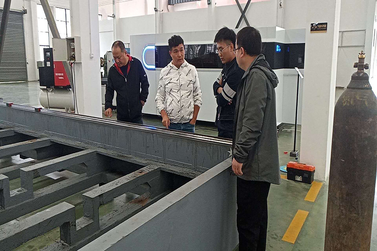 durma fiber laser cutting machine