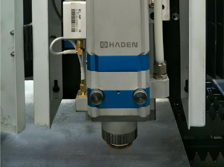 Stainless steel laser cutting machine