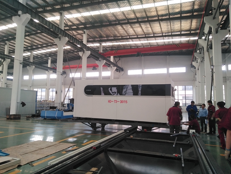 750w fiber laser cutting machine
